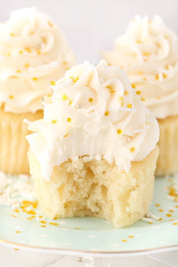 Moist Vanilla Cupcakes recipe